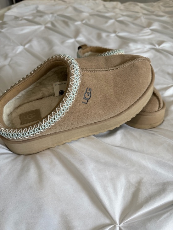 UGG Shoes - UGG platform slip ons